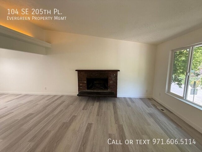 Building Photo - 104 SE 205th Pl