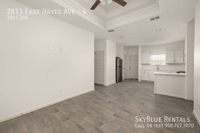 Building Photo - 2813 W Hayes Ave