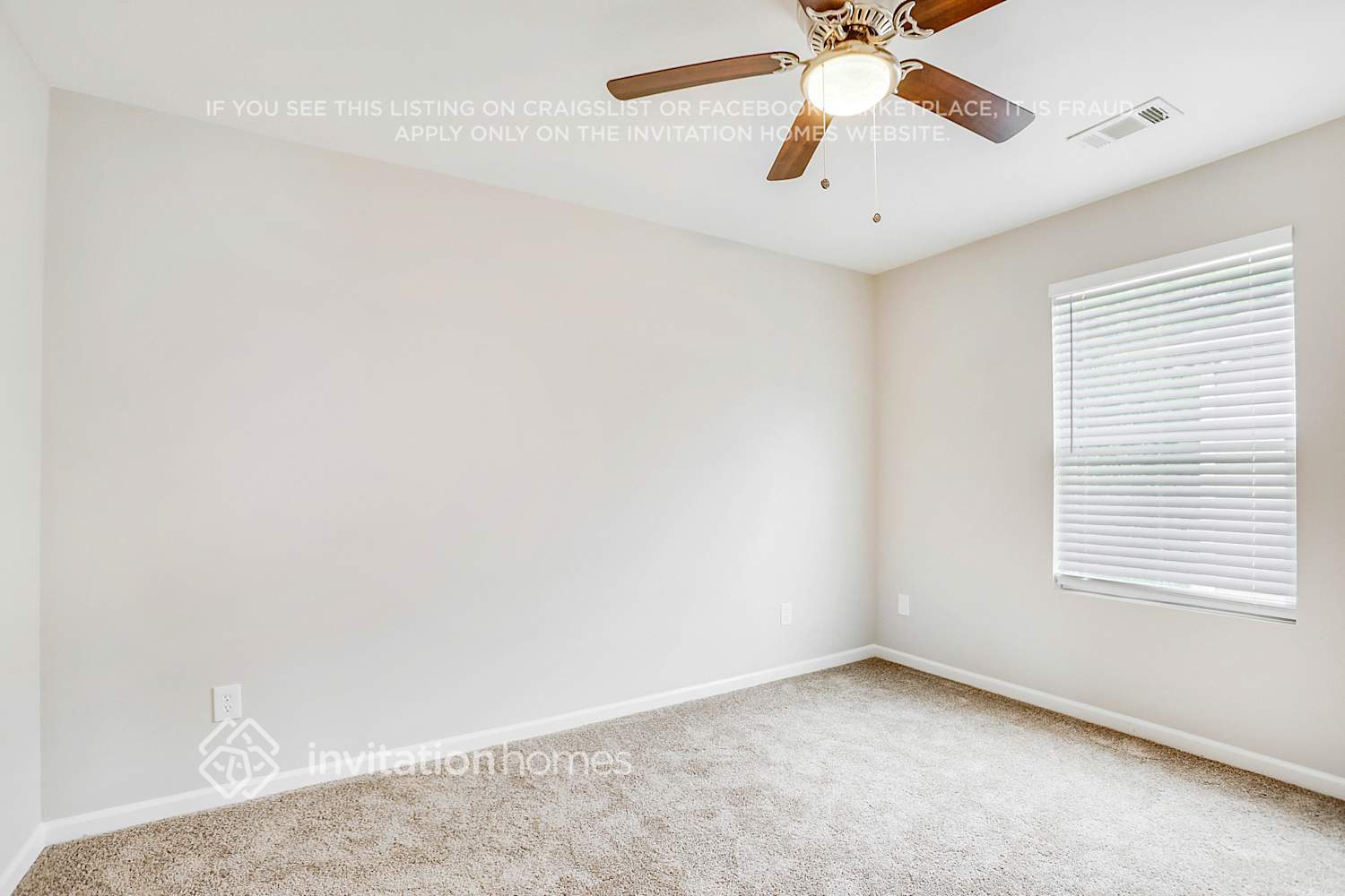 Building Photo - 2771 Groovers Lake Point