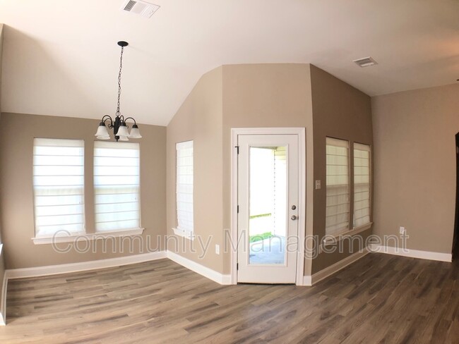 Building Photo - 836 Sedona Pines Dr