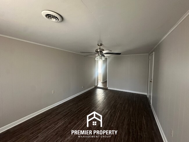 Building Photo - Beautiful 3BR/2BA Bartlett Cove | 1,668 Sq Ft, Brick Fireplace & Dual Dining Areas