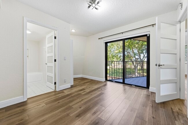 Building Photo - 8135 Severn Dr