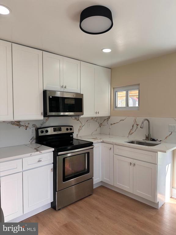 Building Photo - 3354 Richmond Hwy