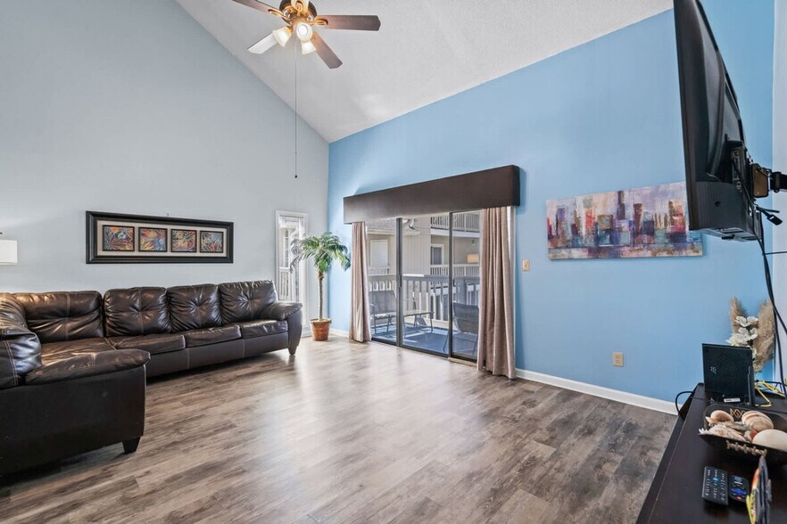 Building Photo - 1908 Hwy 17 S