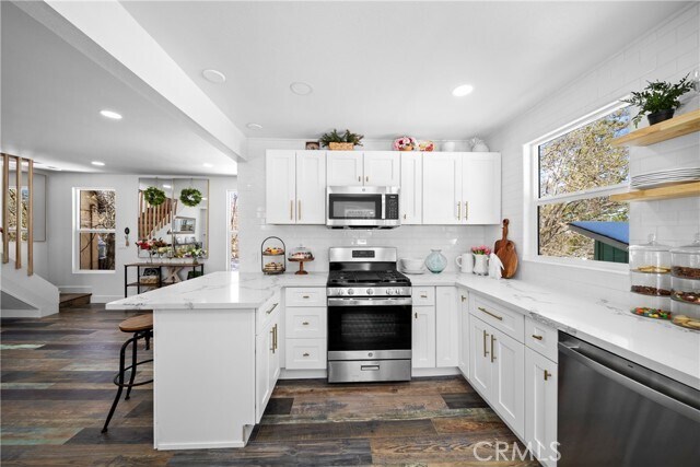 Building Photo - 27584 Weirwood Dr