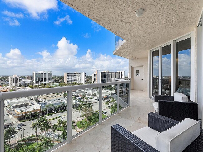 Building Photo - 3100 N Ocean Blvd