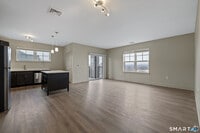 Building Photo - 85 Marlborough St