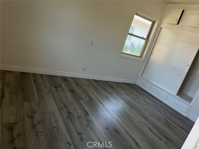 Building Photo - 140 W Midway Manor