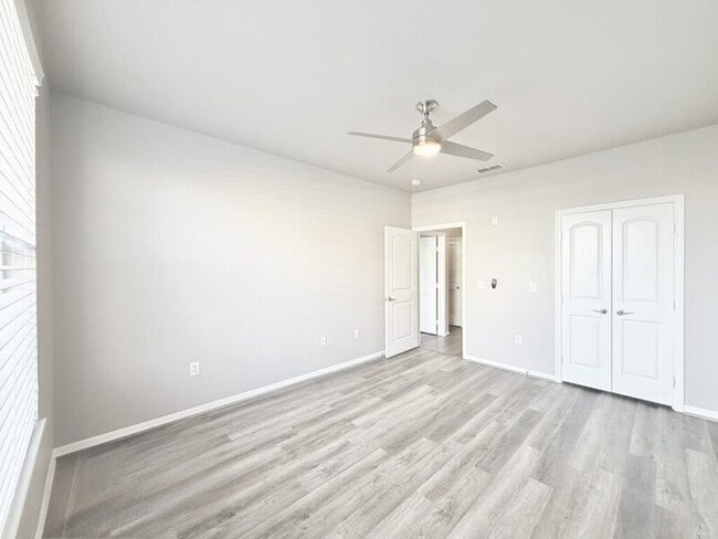 Building Photo - 4221 W Spruce St