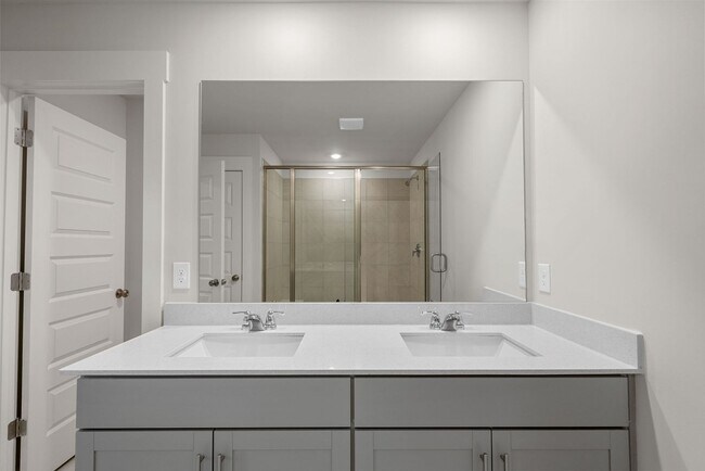 Building Photo - Pet Friendly New Construction!