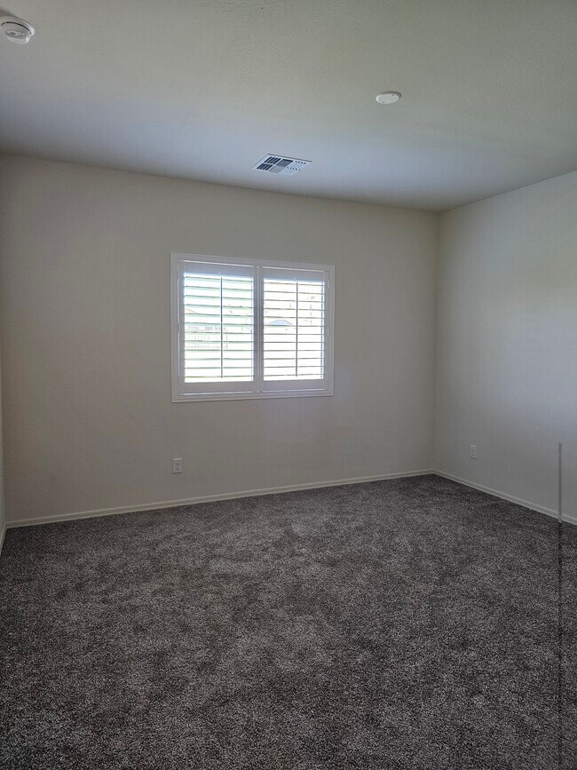 Building Photo - 24388 W Verlea Dr