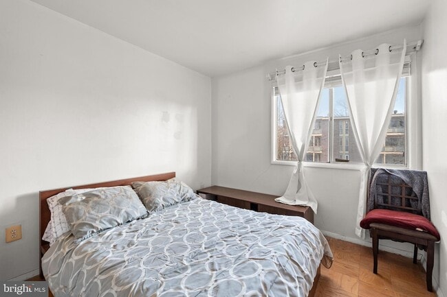 Building Photo - 7244 Donnell Pl