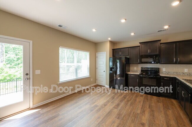Building Photo - 111 Grant Dr