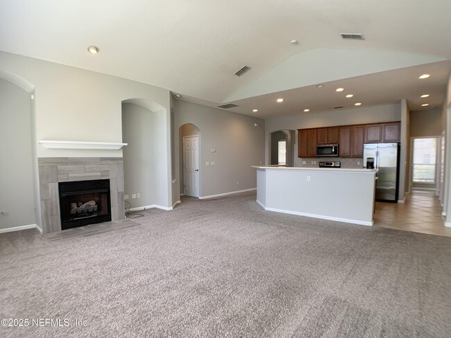 Building Photo - 1213 Harbour Town Dr