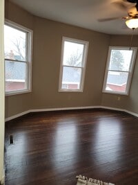 Building Photo - 1023 N Churchill St