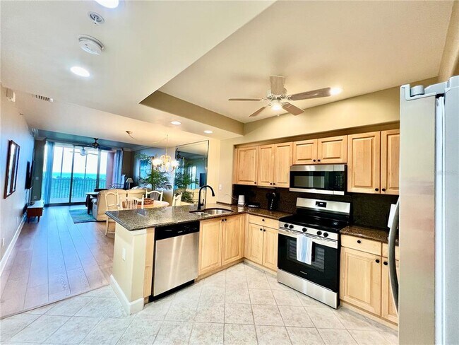 Building Photo - 3191 Matecumbe Key Rd