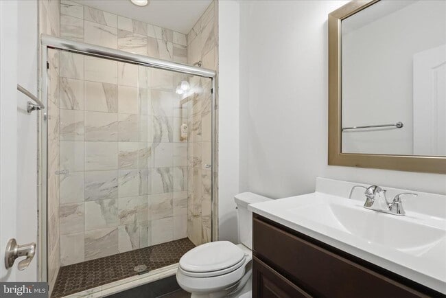 Building Photo - 42522 Stratford Landing Dr