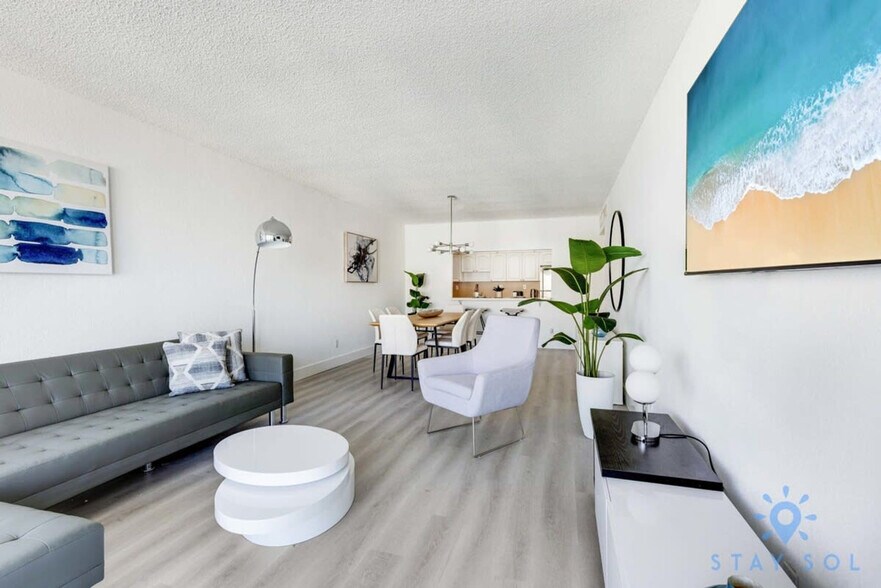 Building Photo - 19370 Collins Ave