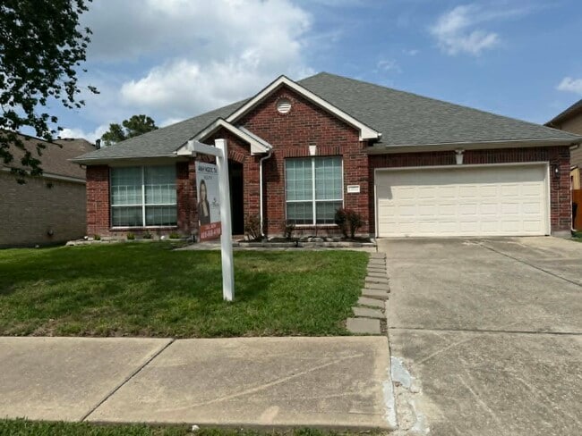 Building Photo - 13814 Bink Ct