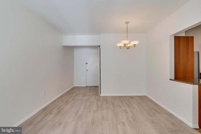 Building Photo - 1711 Massachusetts Ave NW