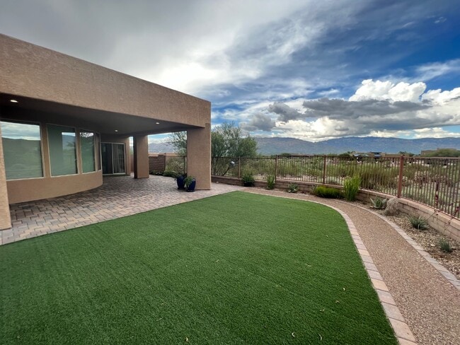 Building Photo - 14466 E Flamingo Cres Pl