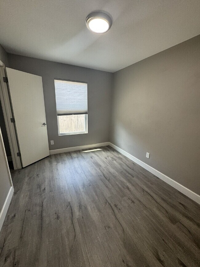 Building Photo - 2729 Lenox Ct