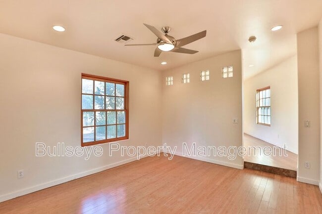 Building Photo - 3132 N 27th St