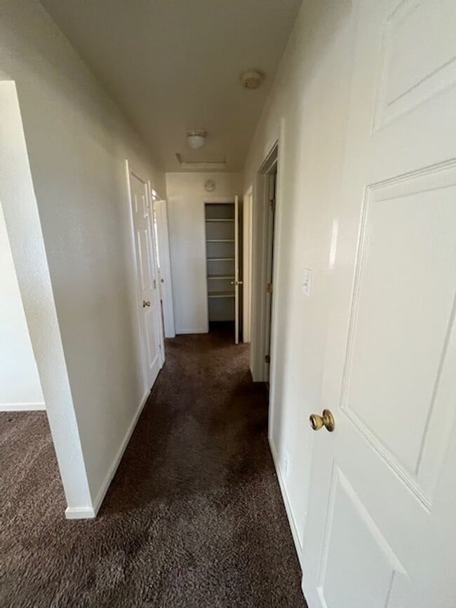 Building Photo - Pine Creek Village, Bishop, CA