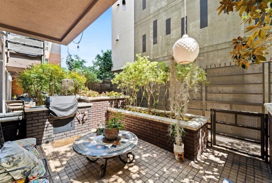 Building Photo - 1225 Island Ave