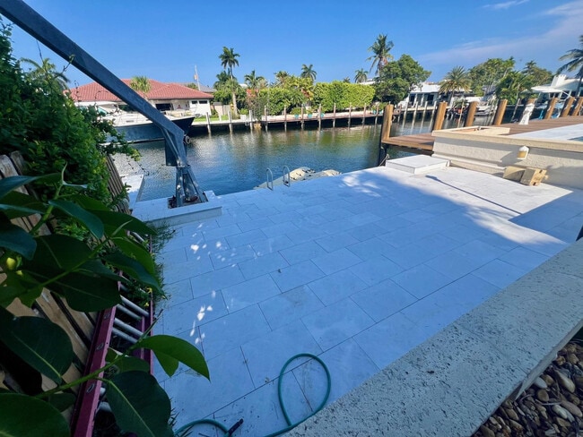 Building Photo - 616 3rd Key Dr