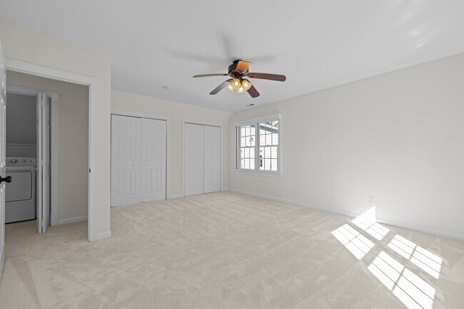 Building Photo - 2406 Flints Pond Cir