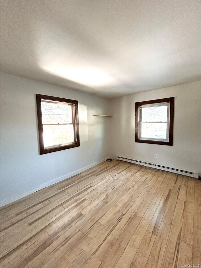 Building Photo - 505 NY-208