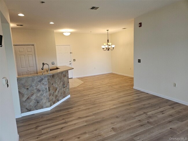 Building Photo - 934 Tower Ridge Cir
