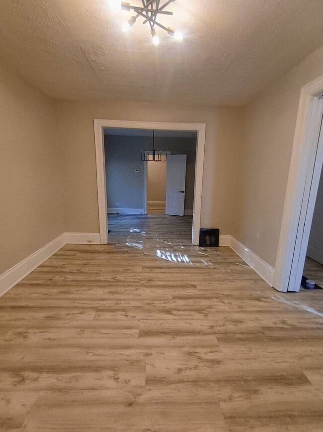 Building Photo - Charming 4-Bedroom Home in Harambee