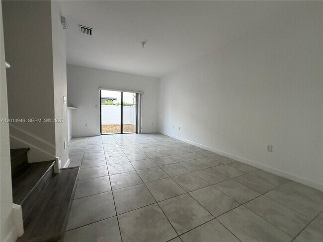 Building Photo - 10606 W 33rd Way