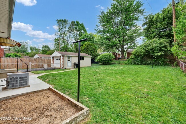 Building Photo - 3812 Klondike Ln
