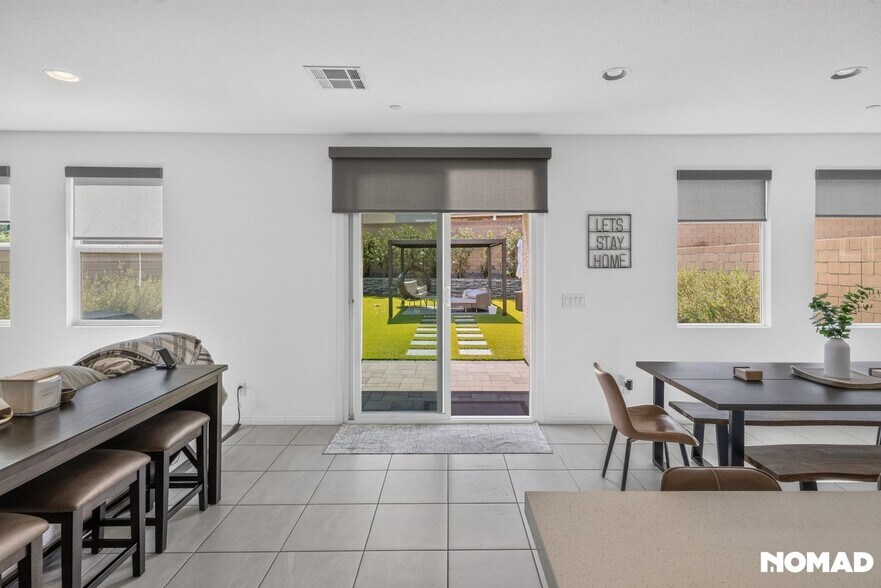 Building Photo - 1074 Page Pk Ln