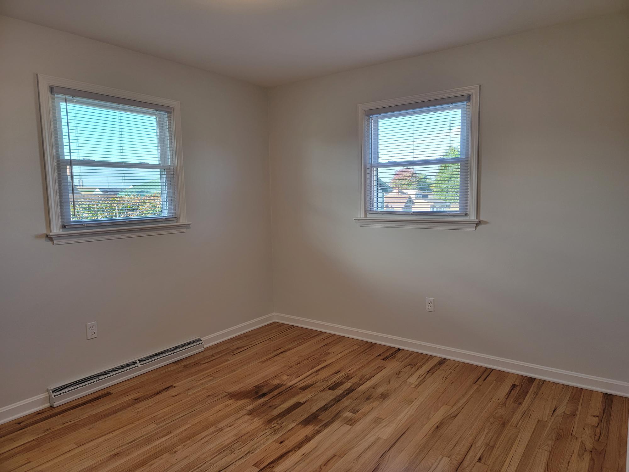 Building Photo - 1174 Rose Ave