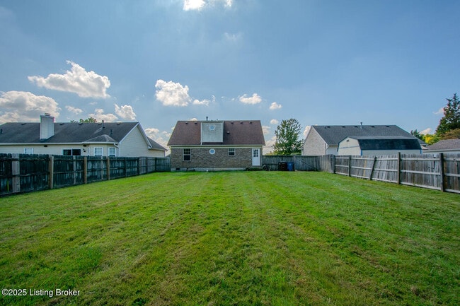 Building Photo - 6305 Leisure Ln