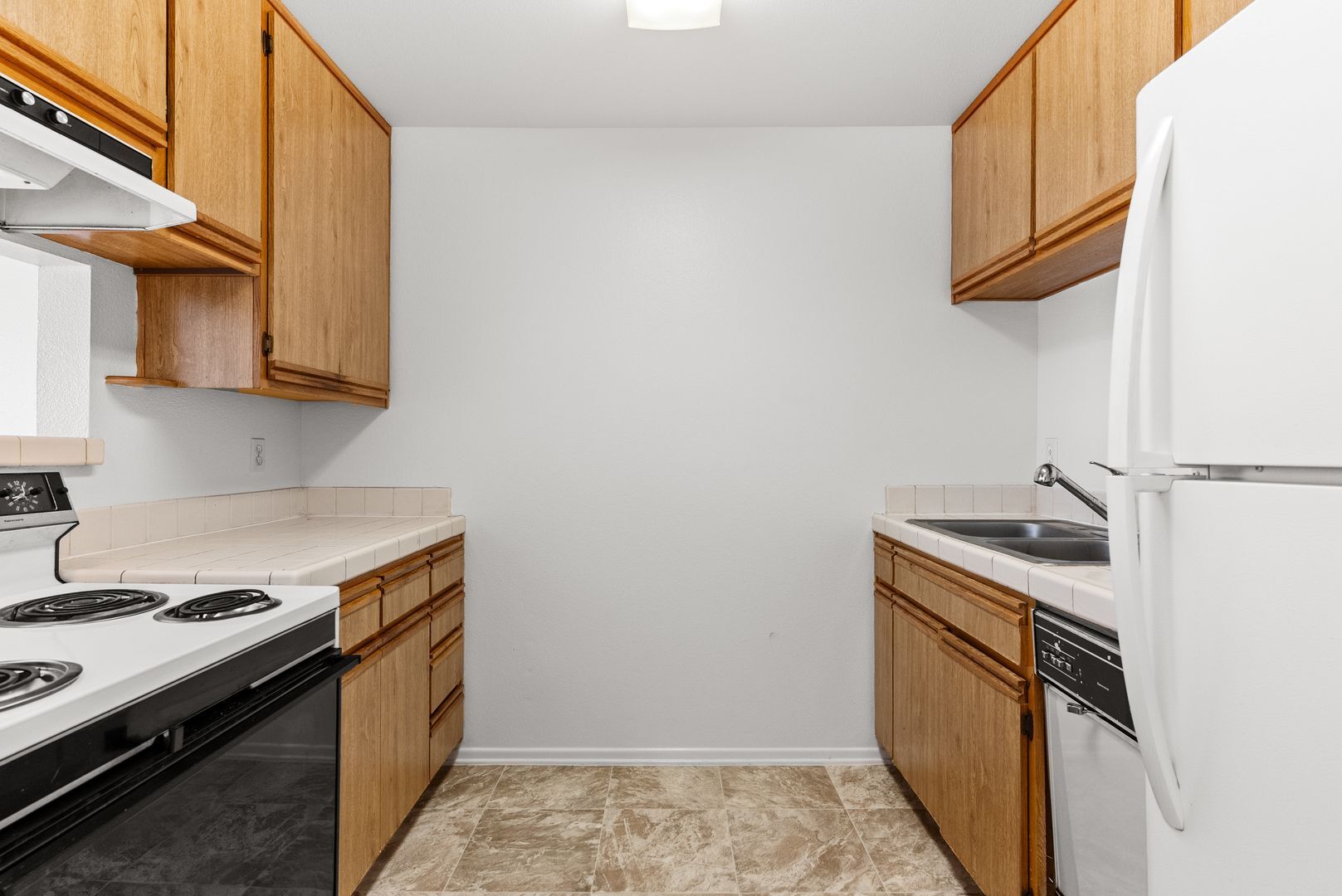Building Photo - 3485 Linden Ave