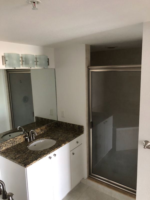 Building Photo - 1830 Radius Dr