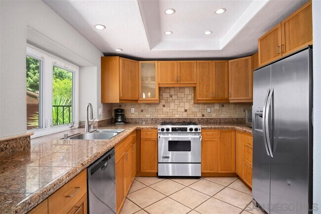 Building Photo - 3251 Celinda Dr