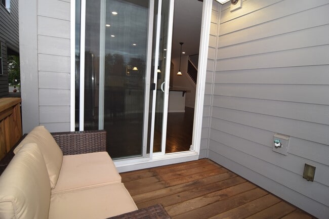 Building Photo - 9964 NW 307th Ave