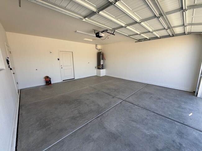 Building Photo - Brand-New 2025-Built 4 Bedroom Home for Re...