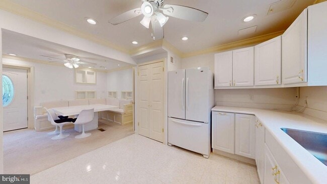 Building Photo - 4145 21st Rd N