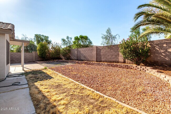 Building Photo - 15766 W Papago St
