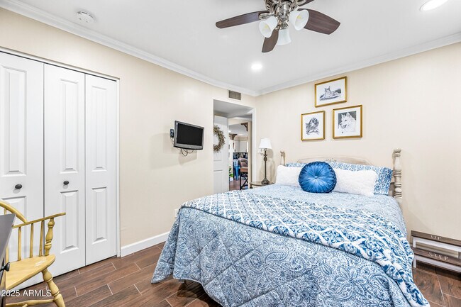 Building Photo - 5972 N 83rd St