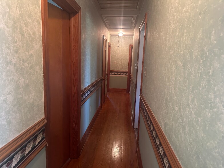 Building Photo - 230 S Airport Rd