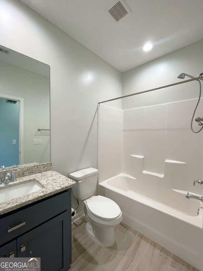 Building Photo - 114 Gary Cir