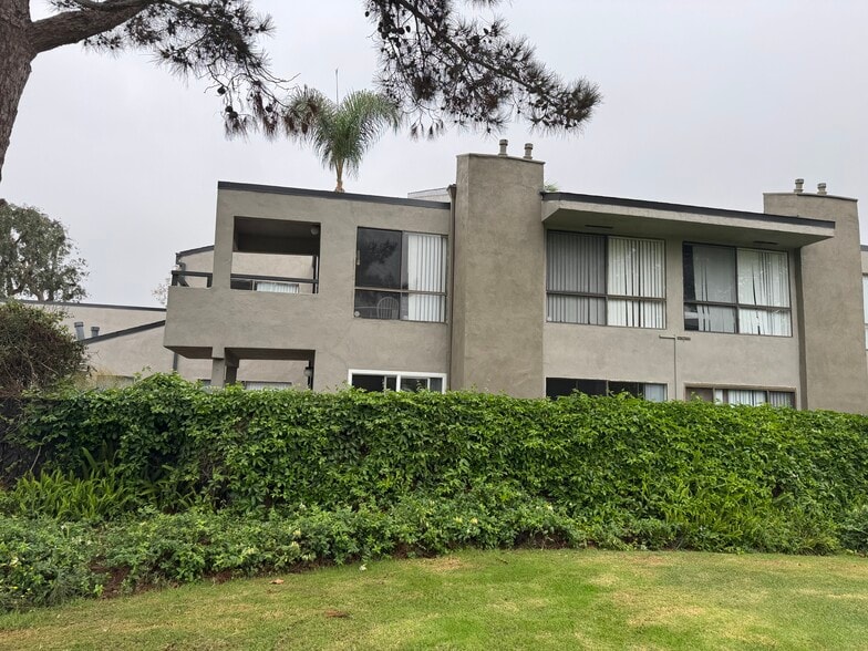 Building Photo - 2151 Pacific Ave